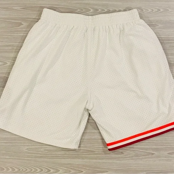 Mitchell & Ness Wade Miami Heat Swingman 2006 Legacy Shorts White Men’s Size XL - Picture 7 of 10